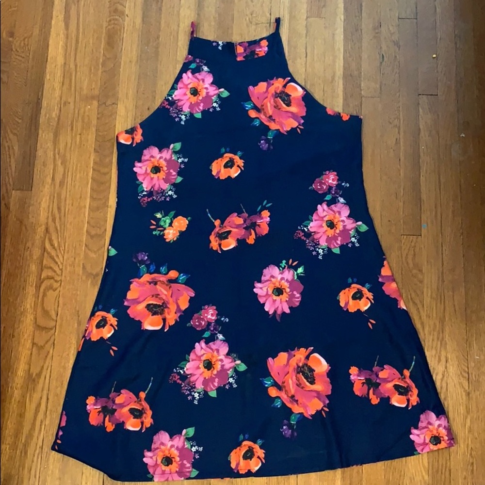 Cute Floral Dress size medium